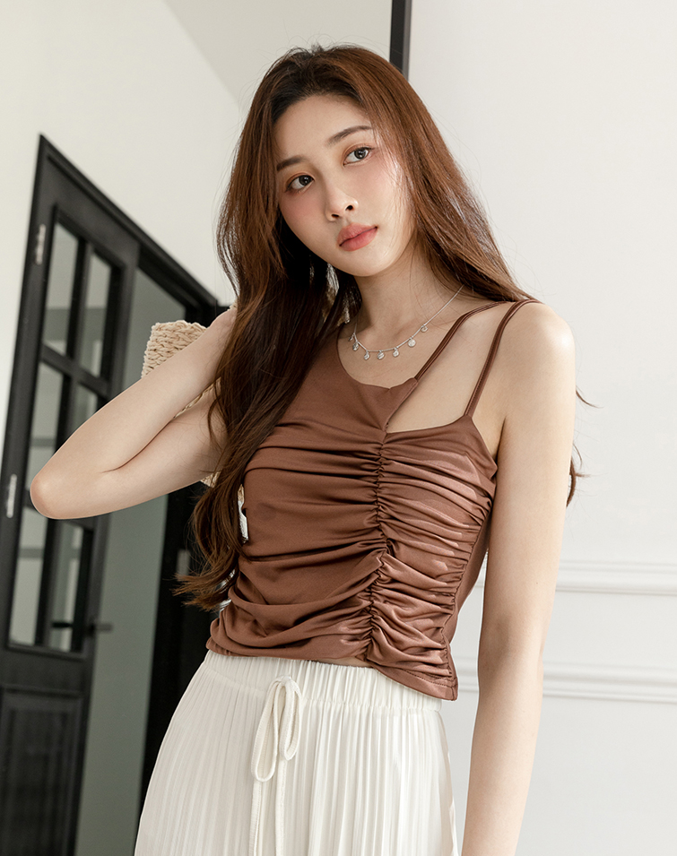 IRREGULAR STRAP CREASE CAMISOLE