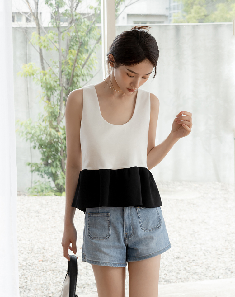 A-CUT TWO TONE ROUND COLLAR CAMISOLE