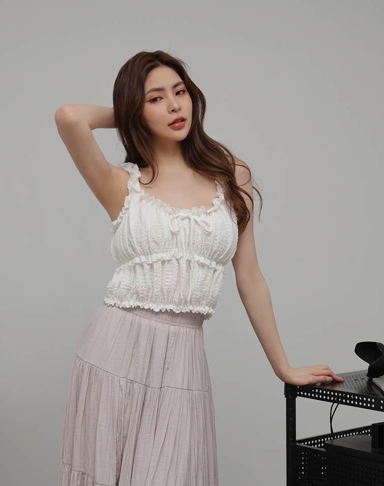 WRINKLED TEXTURED RUFFLE TIE-STRAP TANK TOP
