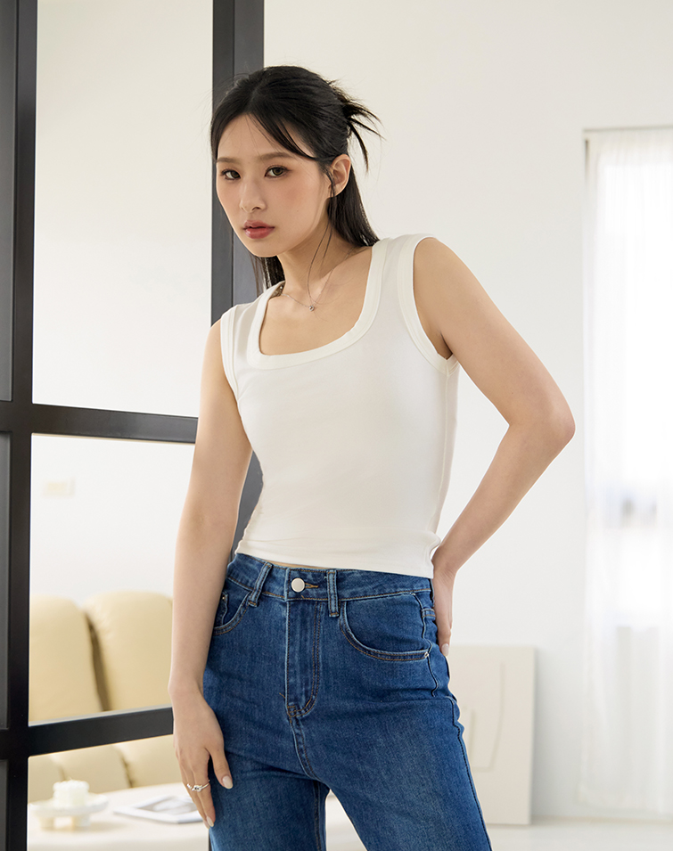 SLIM U-NECK SOLID COLOR VEST