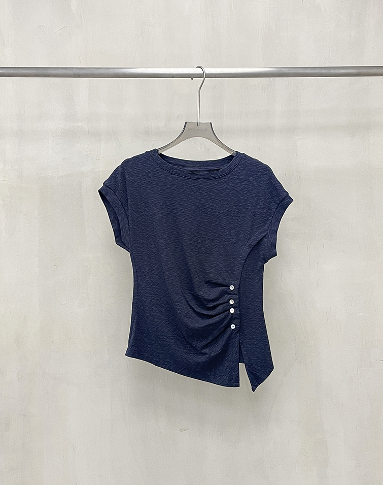 ELEGANT SIDE RUCHED FITTED TOP