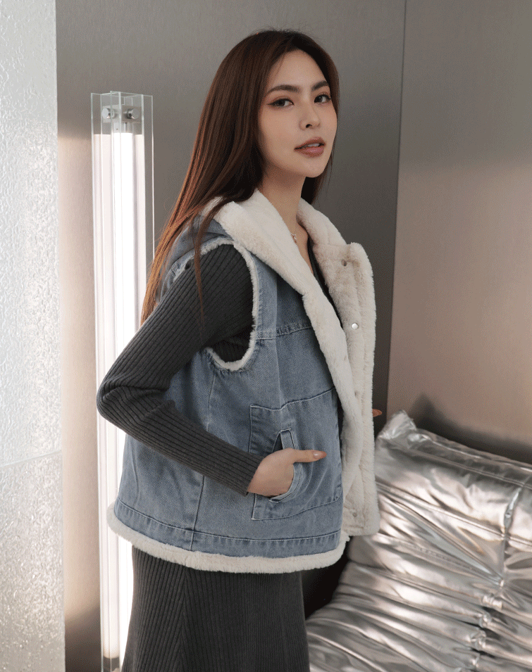 REVERSIBLE DENIM HOODED VEST