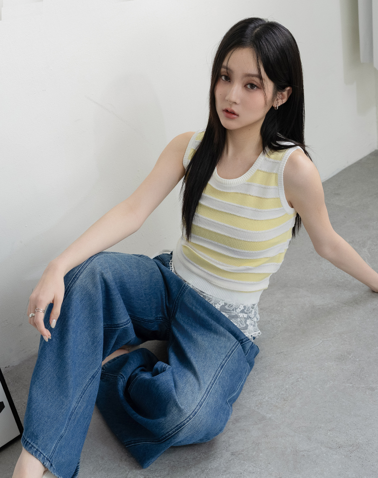 COLOEBLOCK STRIPED SOFT KNIT VEST
