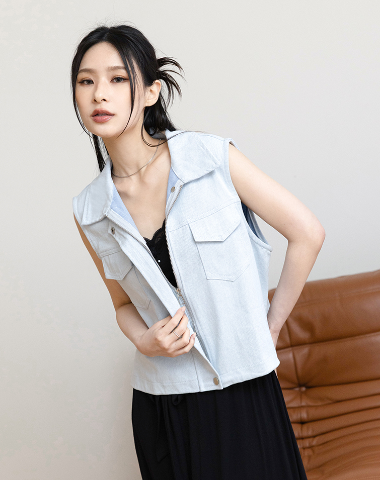 LIGHTWEIGHT WASHED COLLARED VEST