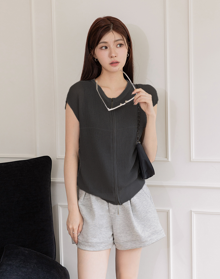 SHEER TEXTURED ZIPPERED TOP
