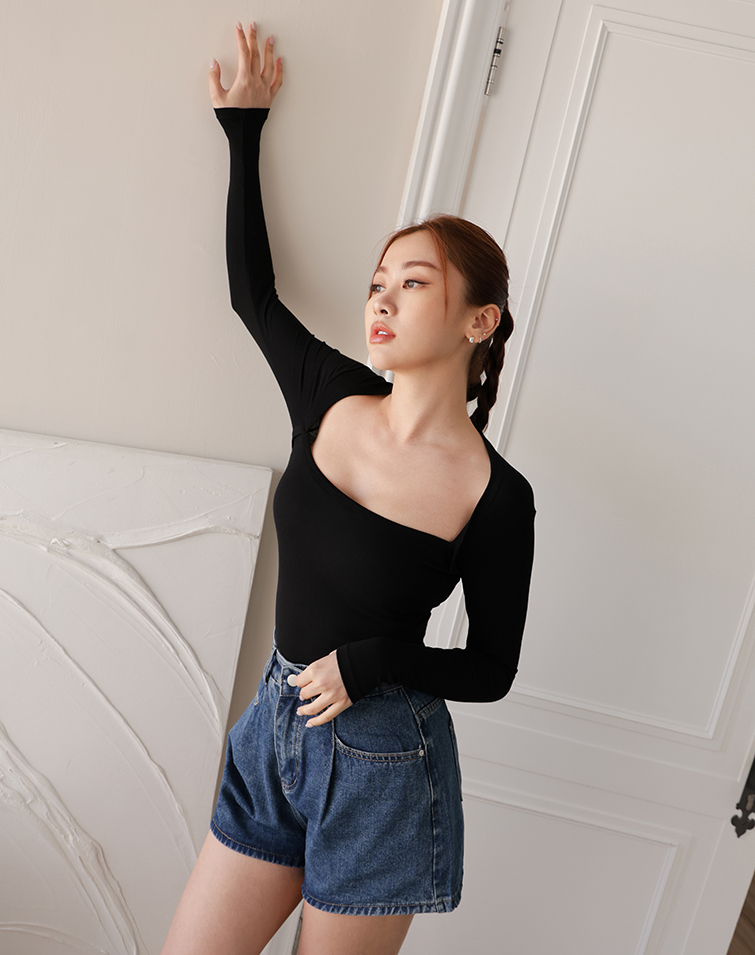 ELEGANT SQUARE NECK BRA TOP LONG SLEEVE SHIRT