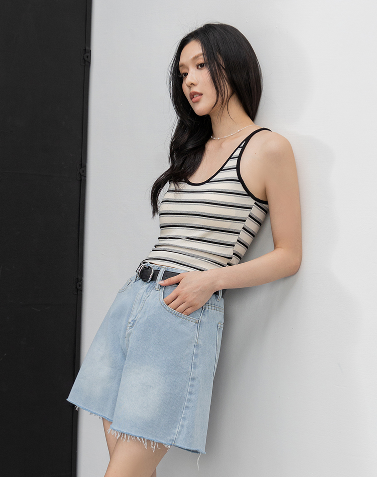 CONTRAST STRIPED RIB BRA TOP