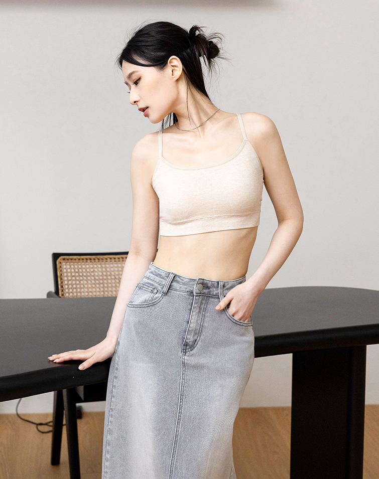 MILK TOUCH CROSS-BACK BRA TOP