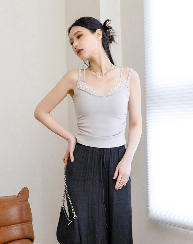 LACE MILK RUFFLED BRA TOP