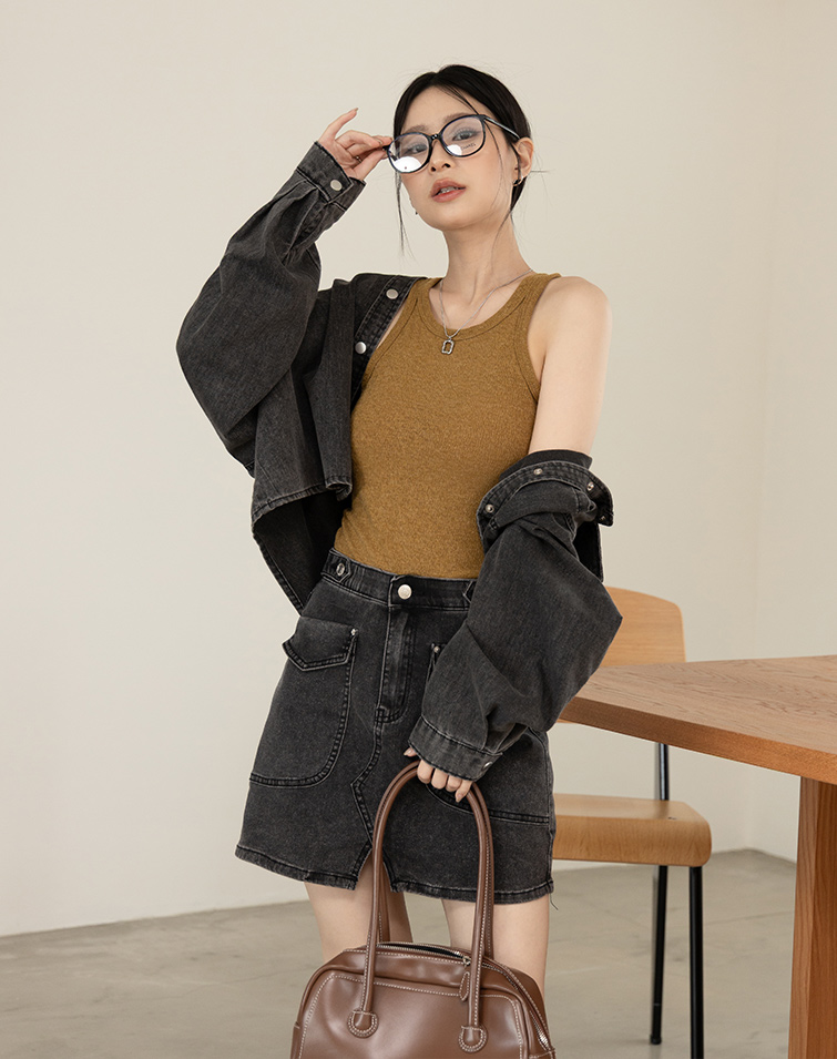 SOFT-TOUCH HALTER BRA TOP