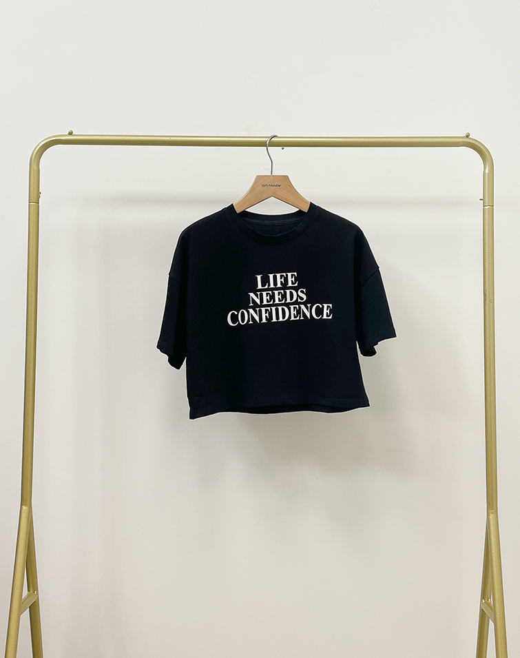 VERSATILE ENGLISH TEXT PRINT T-SHIRT