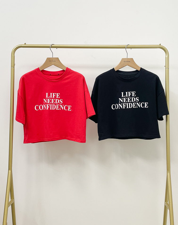 VERSATILE ENGLISH TEXT PRINT T-SHIRT