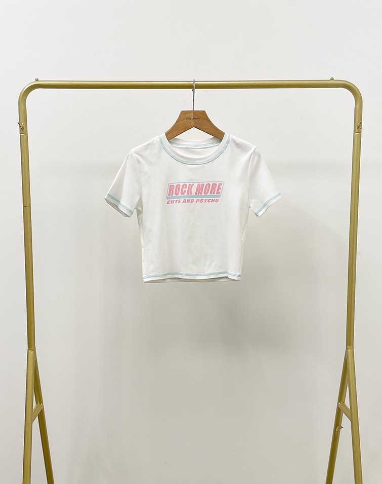 VIBRANT LETTER EMBROIDERED T-SHIRT
