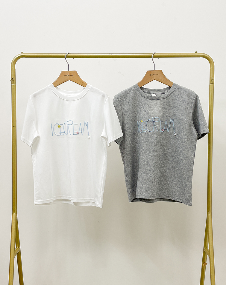 3D LETTERING WITH BACK CUT-OUT T-SHIRT