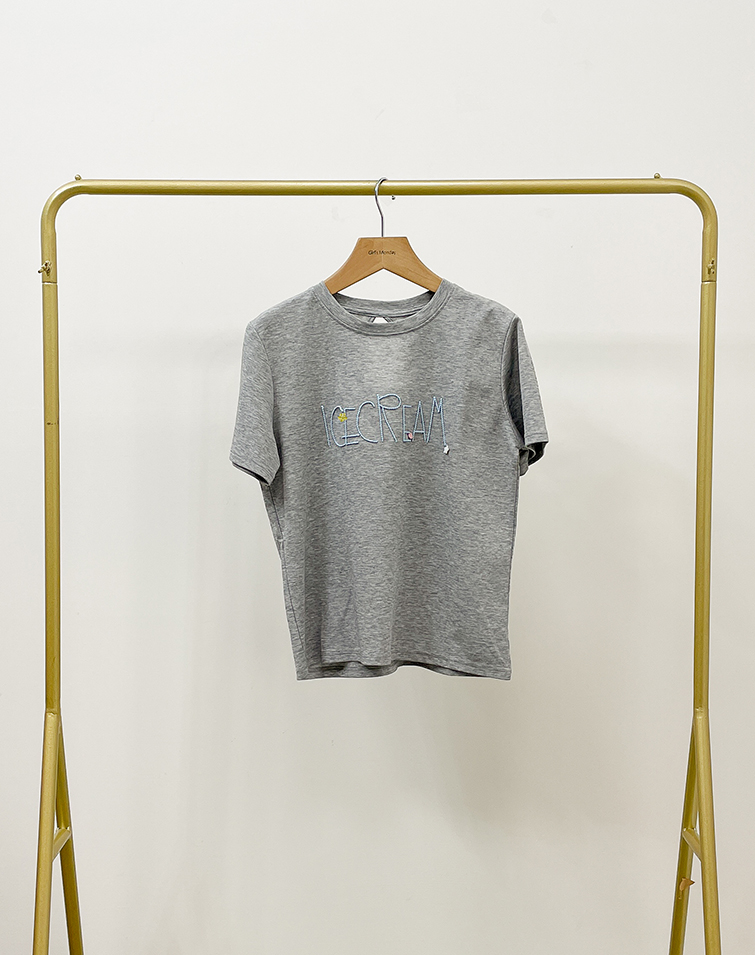 3D LETTERING WITH BACK CUT-OUT T-SHIRT