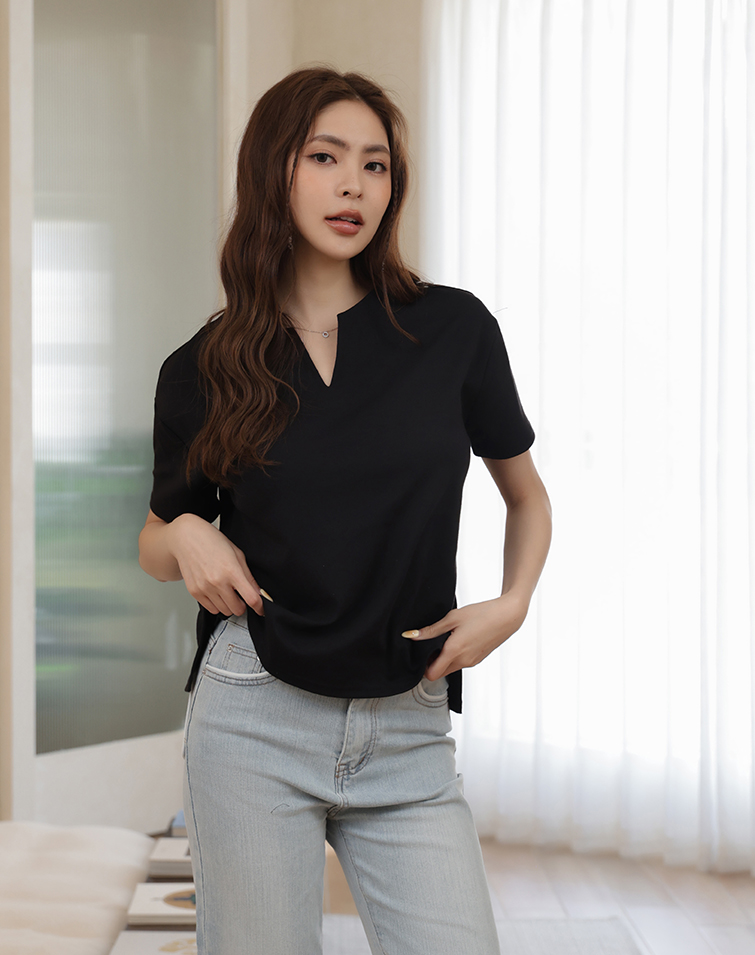 MIT SOFT COTTON SHAPED V-NECK SHORT-SLEEVE T-SHIRT