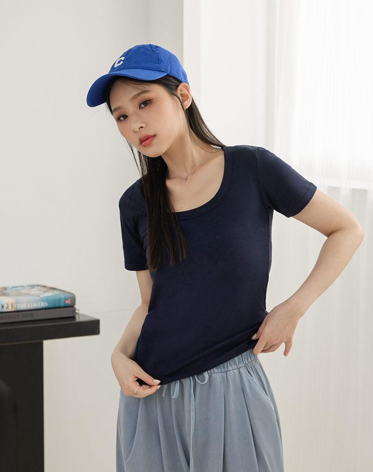 MIT MINIMALIST COTTON-FEEL CREW NECK TEE