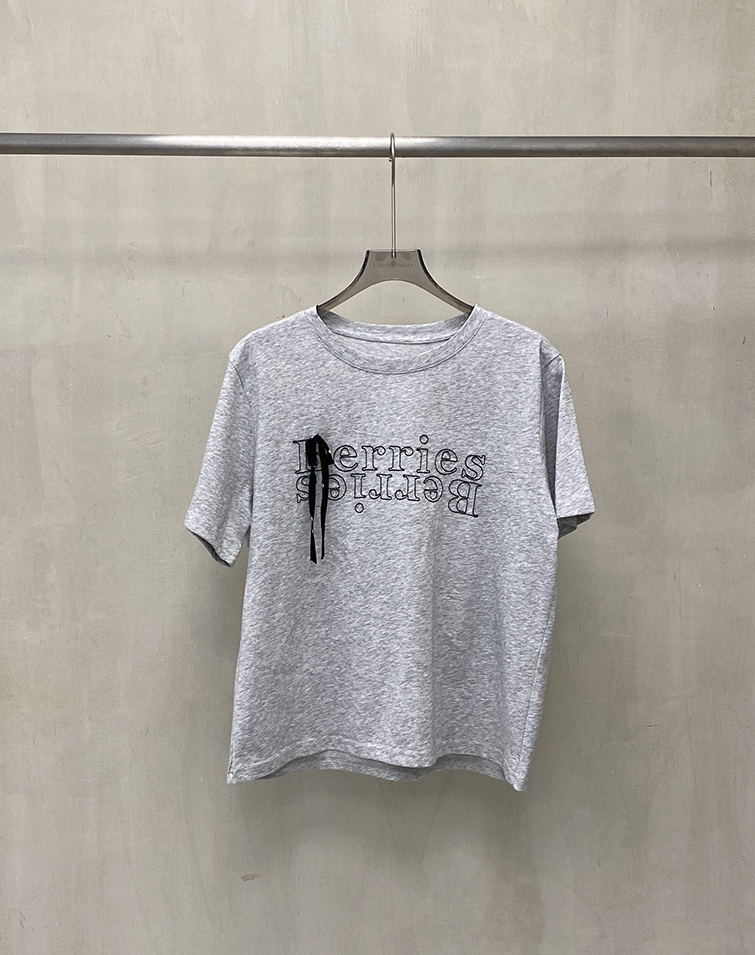 BOW DETAIL LETTERING TEE