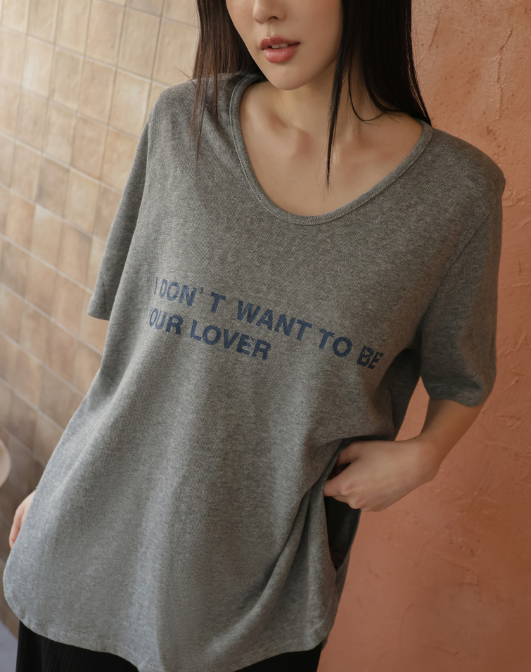 DISTRESSED LETTER PRINT T-SHIRT