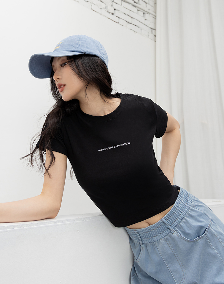 PASTEL LETTERING GRAPHIC T-SHIRT
