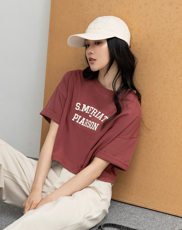 SUMMER CONTRAST LETTER TEE