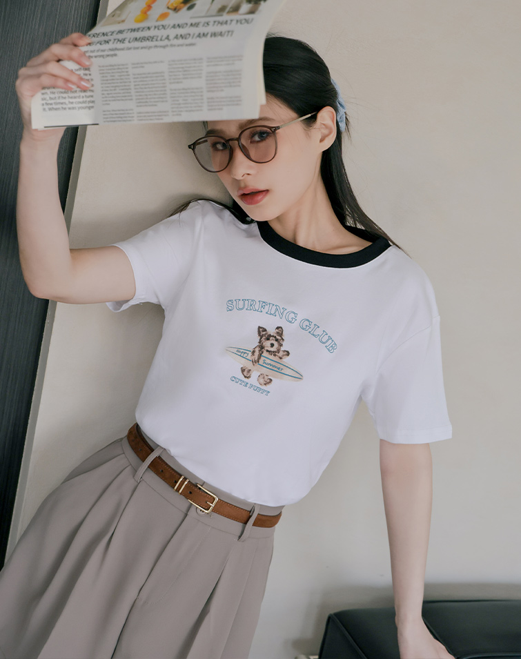 SURFING PUPPY GRAPHIC TEE