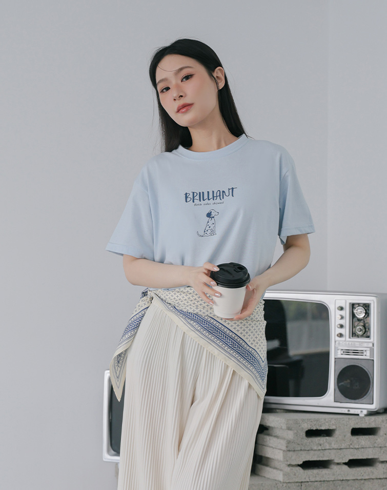 HUGGING PUPPY GRAPHIC TEE