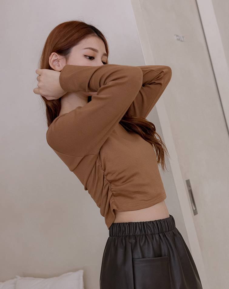 MIT SQUARE COLLAR CREASE LONG SLEEVES TOP