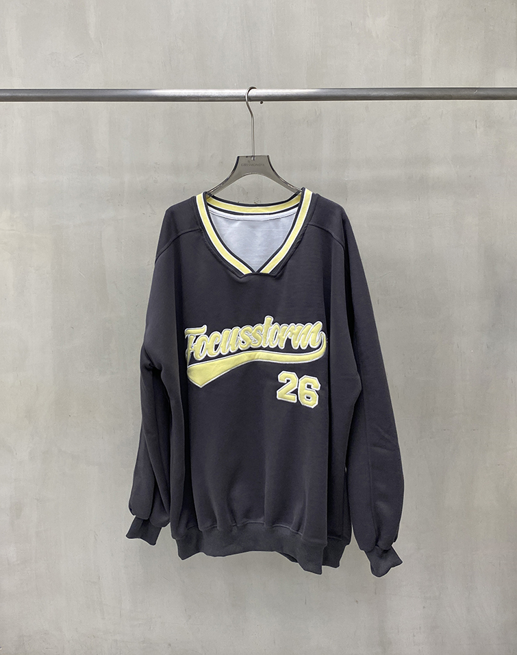 LETTER EMBROIDERY COLORBLOCK SWEATSHIRT