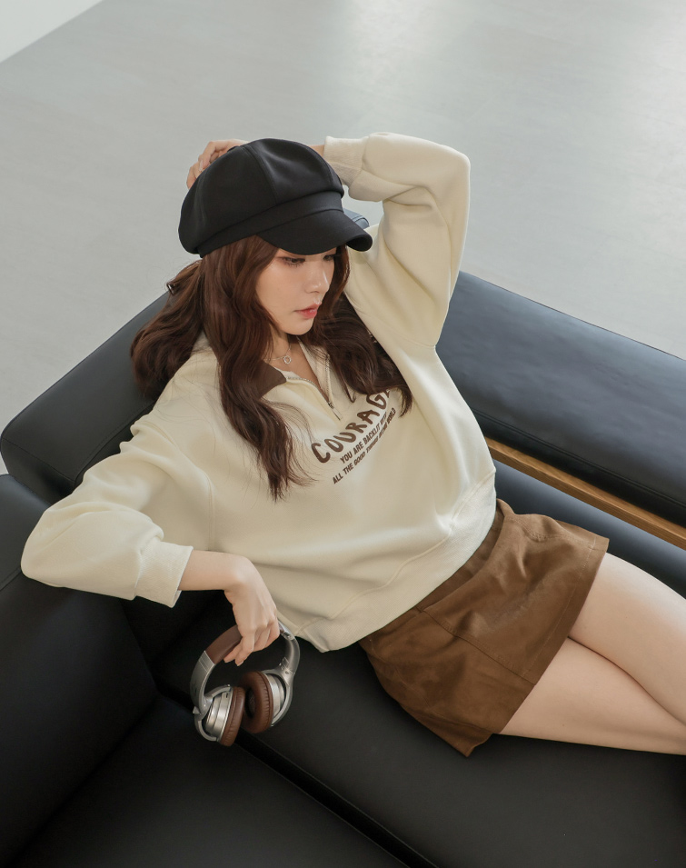 CONTRAST-LETTER ZIP SWEATSHIRT