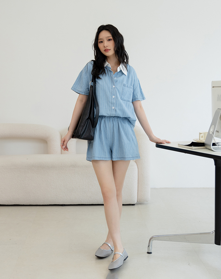 LIGHT SUMMER VIBES BLUE AND WHITE STRIPED SHIRT SET