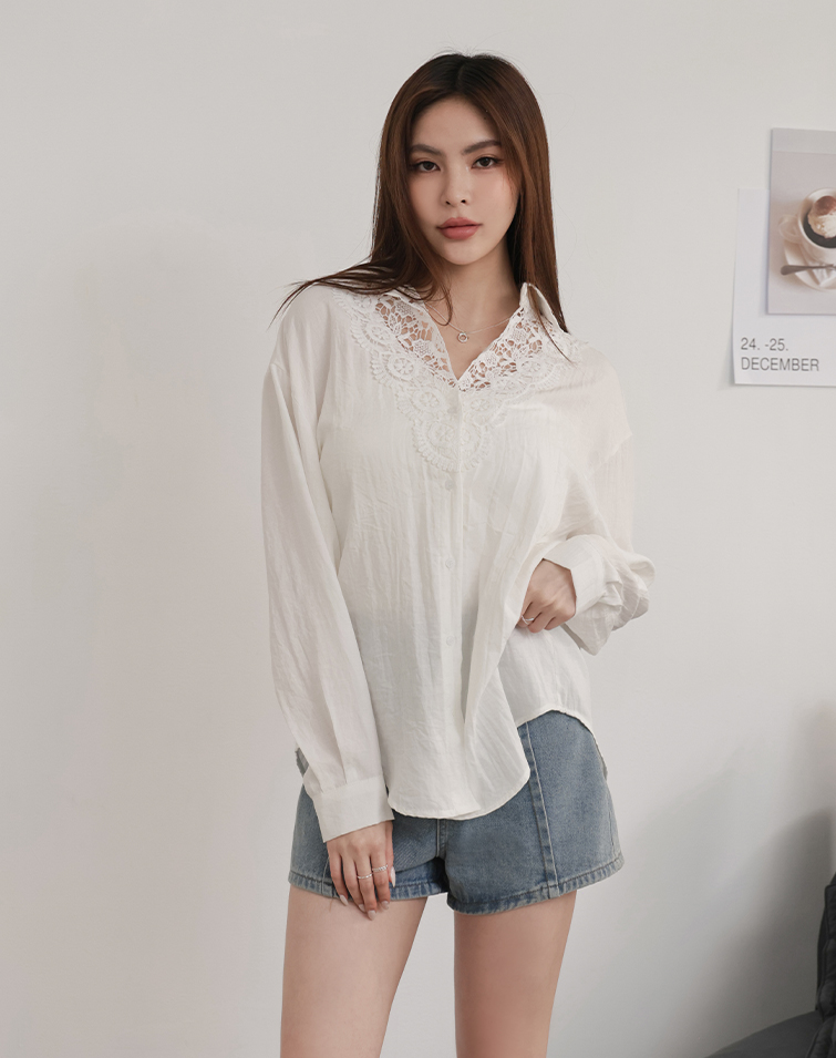 FRENCH LACE COLLAR SHIRT