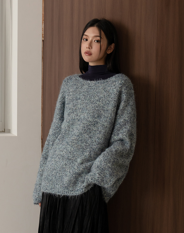 COLOR-BLEND SWEATER