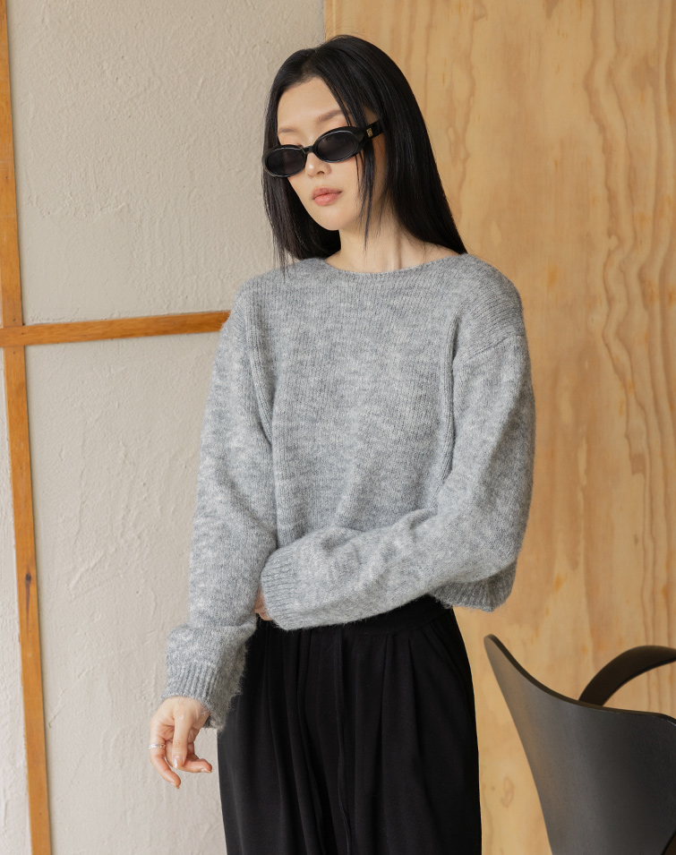 ALPACA-BLEND CREWNECK SWEATER