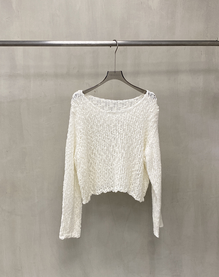 GENTLE TEXTURED KNIT TOP