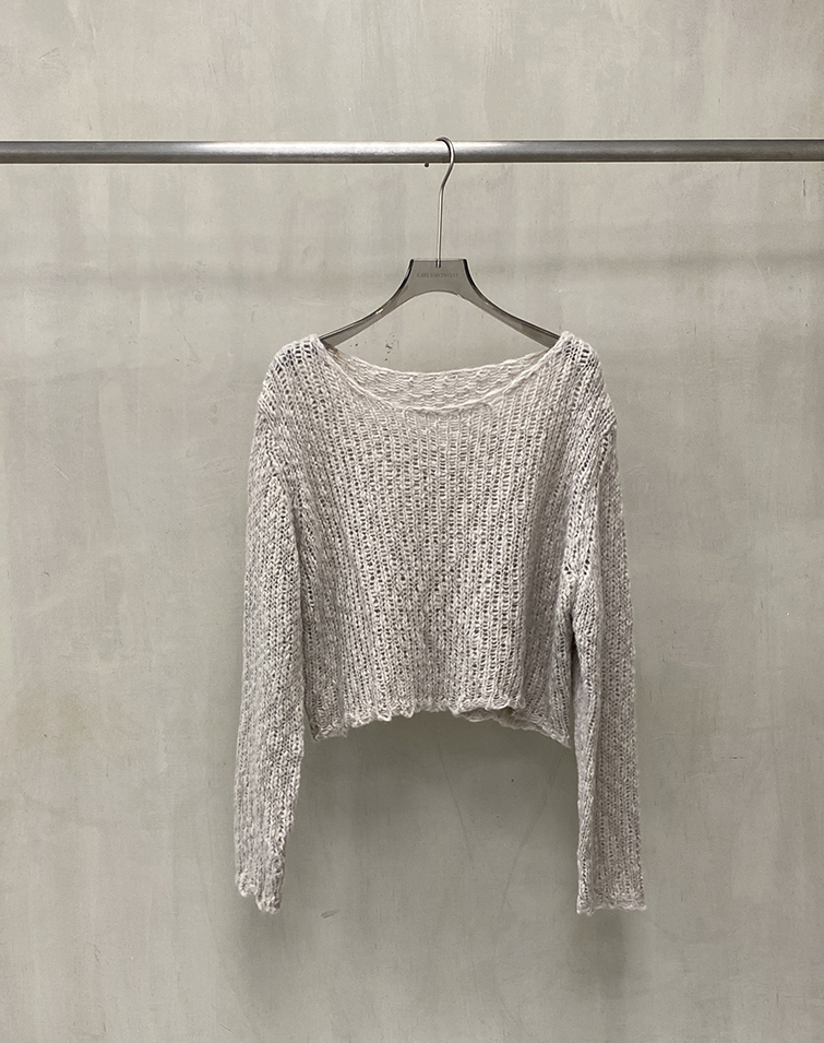 GENTLE TEXTURED KNIT TOP