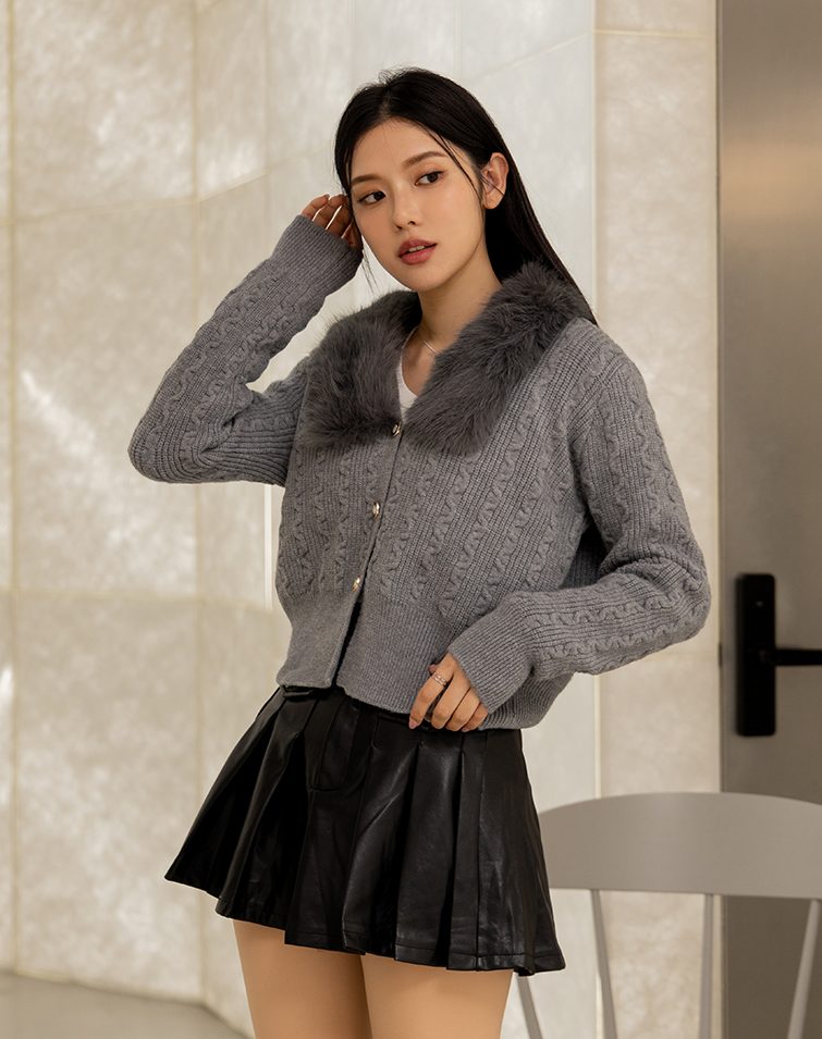 ELEGANTFUR-COLLAR KNIT TOP