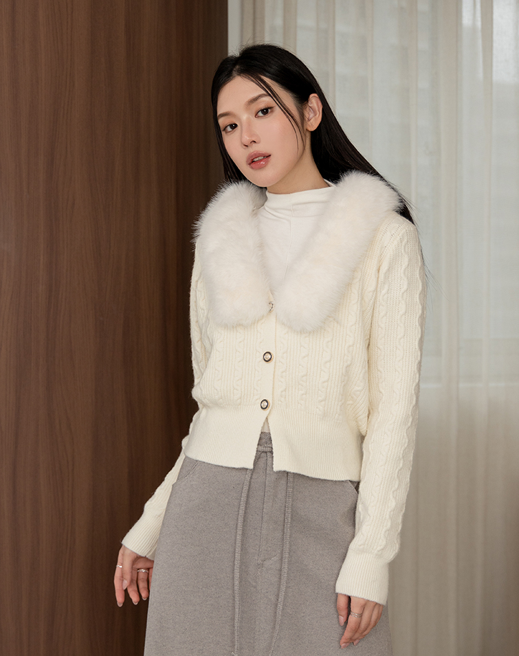 ELEGANTFUR-COLLAR KNIT TOP