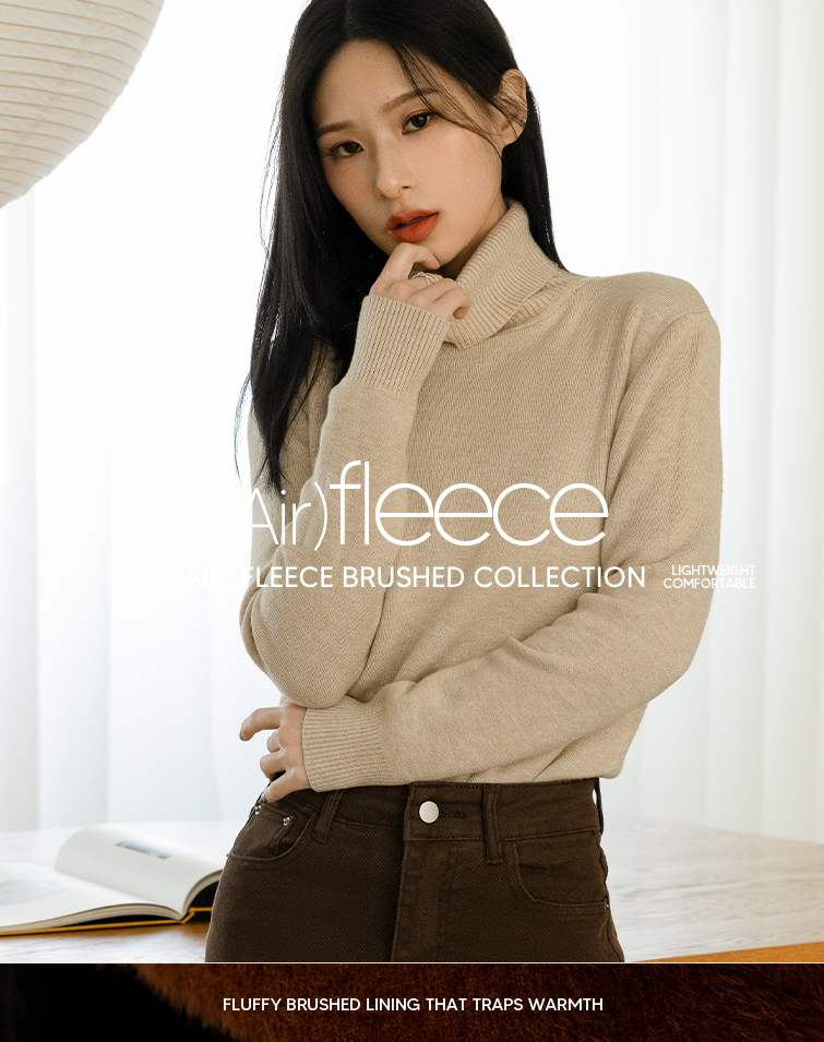 THERMAL FLEECE HIGH-NECK TOP