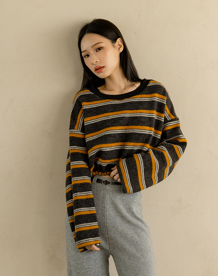 COLORBLOCK KNIT SWEATER