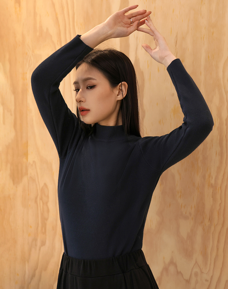 SOFT TOUCH MOCK NECK RIBBED KNIT TOP