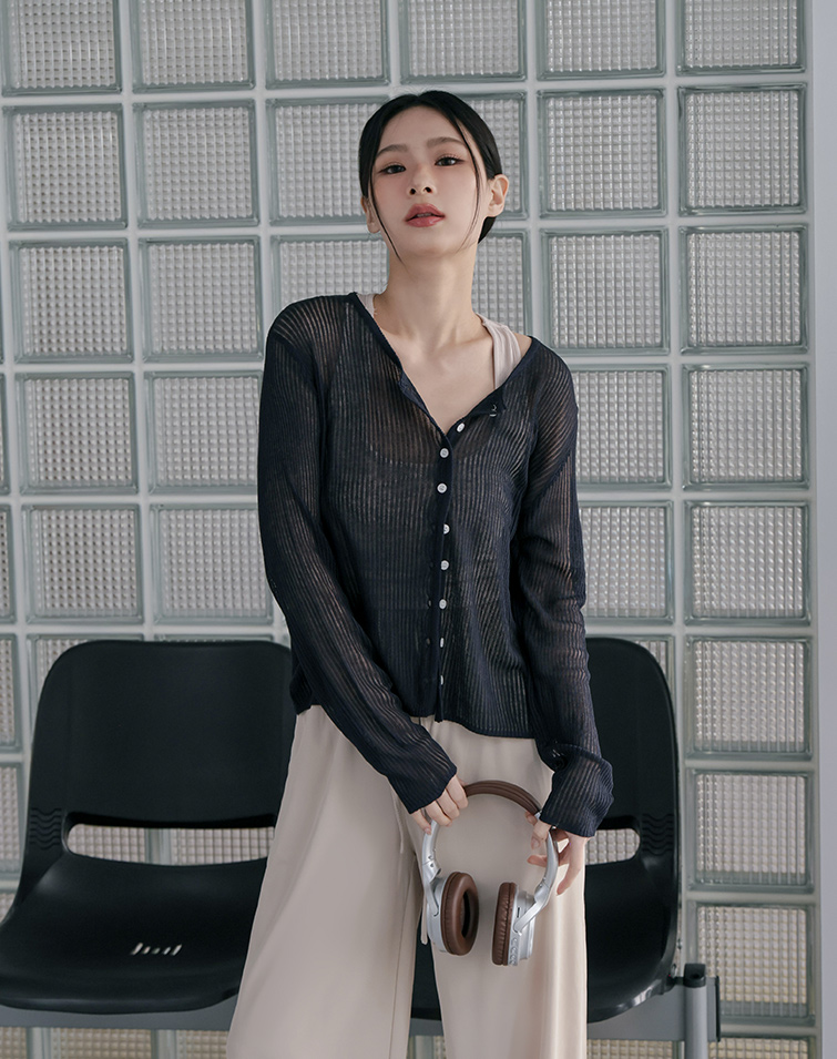 SUMMER SHEER STRIPED BUTTON TOP