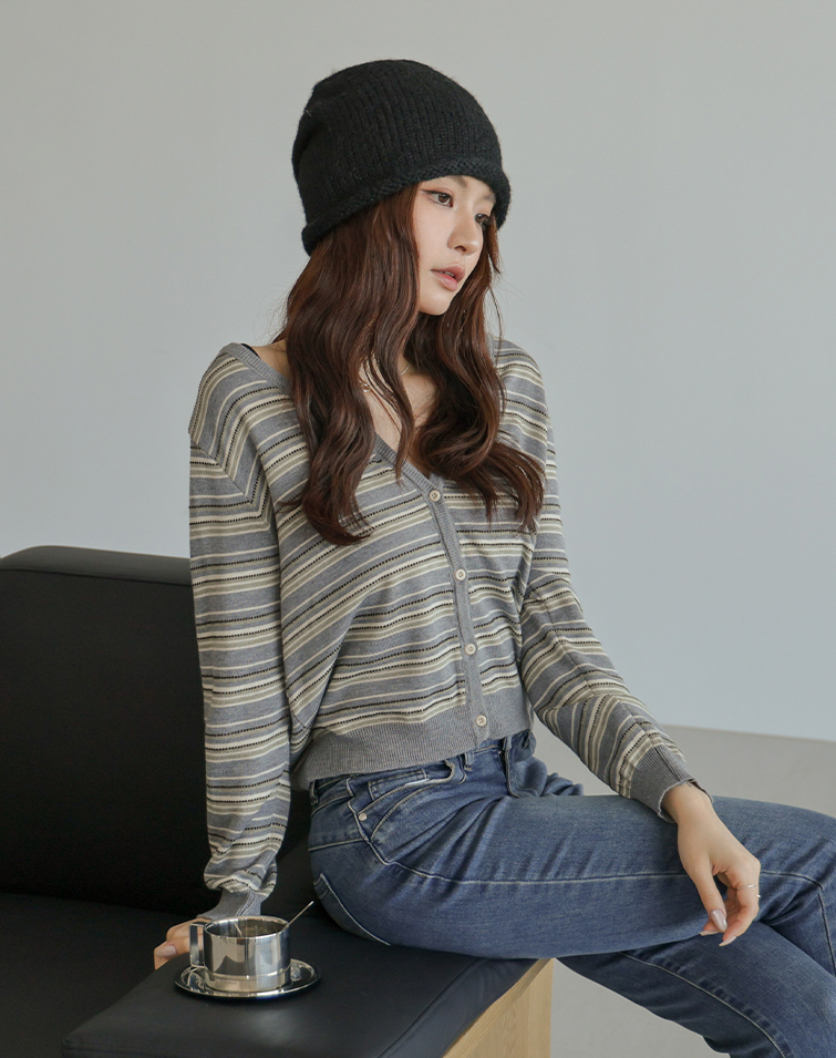 STRIPED BUTTONED CARDIGAN