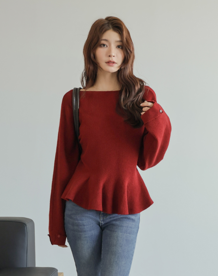 CINCHED-WAIST HEM TOP