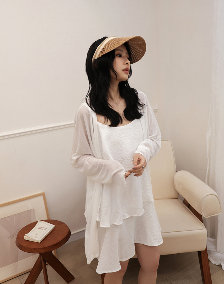 SHEER RIBBED LONG-SLEEVE BLOUSE