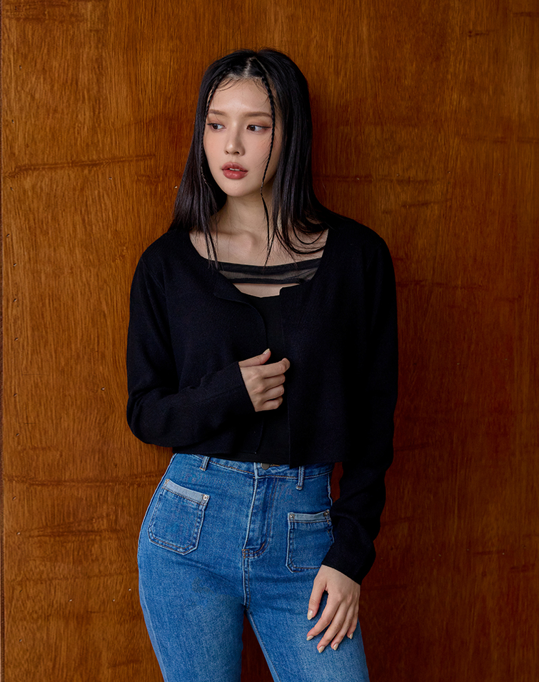 LIGHTWEIGHT KNIT CARDIGAN