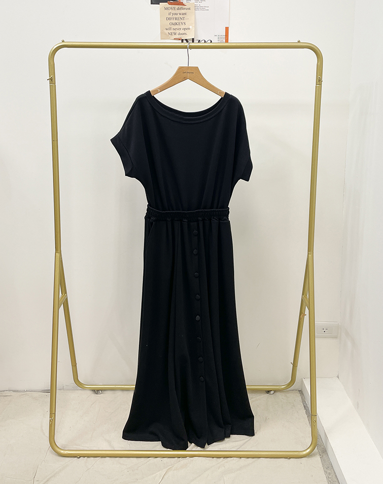 WAIST-CINCHING SLIMMING BUTTON-DOWN DRESS