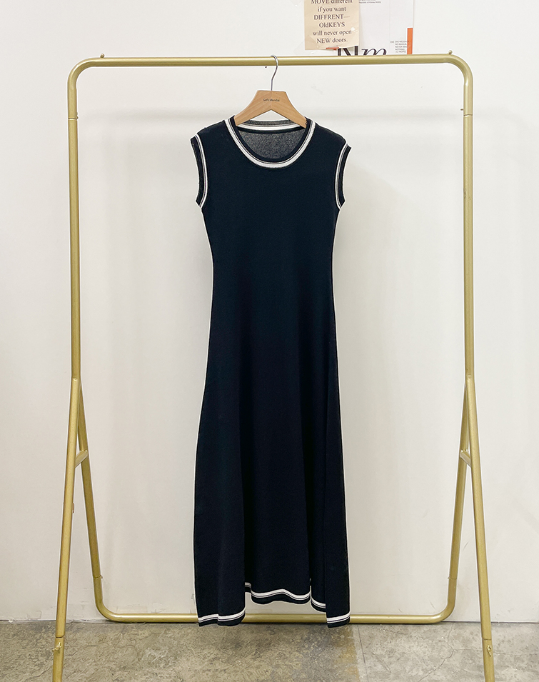 COLOR-BLOCK ROUND NECK VEST DRESS