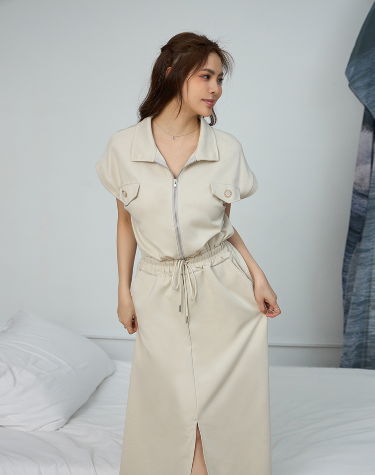 STRUCTURED WAIST-CINCHING COLLARED DRESS