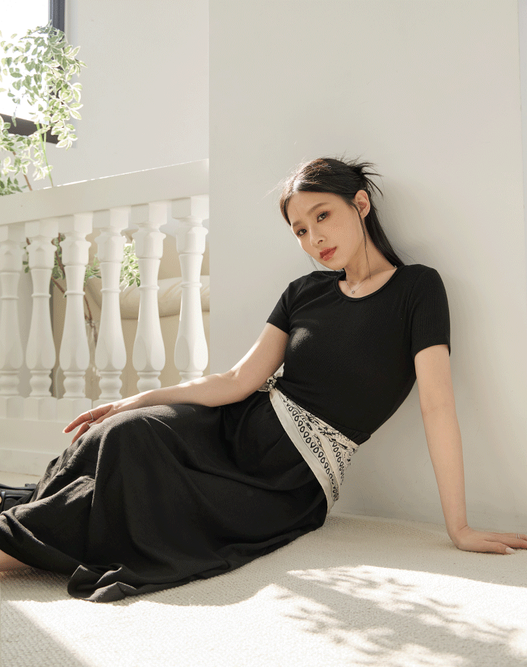 MIT MINIMALIST SOFT COTTON SLIM FIT DRESS